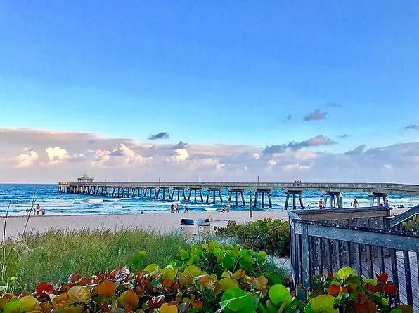 1917 NE 3rd St, Deerfield Beach, FL