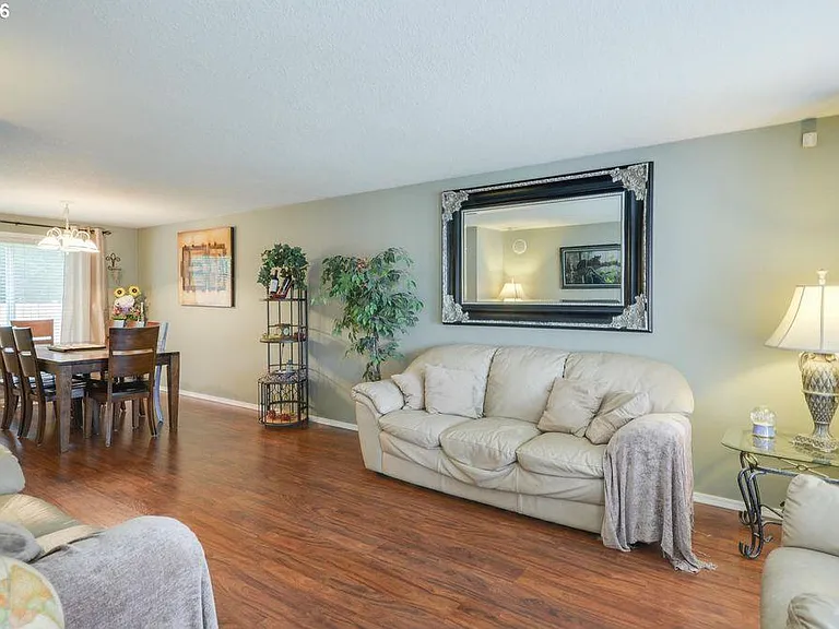 8208 NE 155th Ct — Photo 6