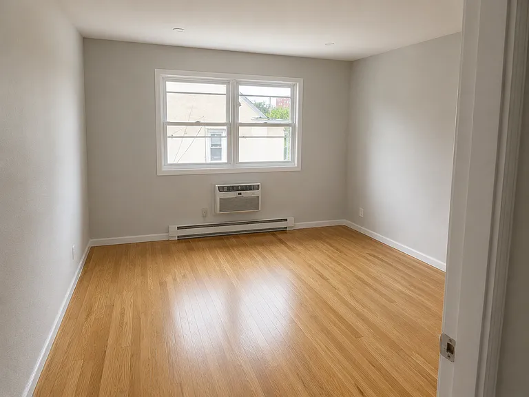 300 7th Ave #17 — Photo 7