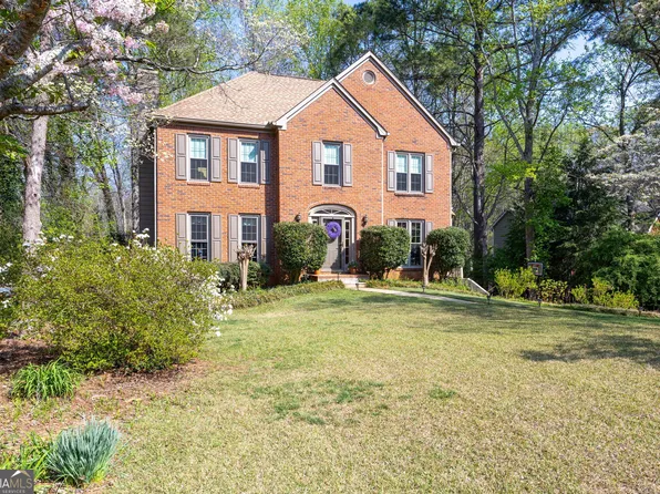 2093 Halfmoon Blf NW, Kennesaw, GA 30152