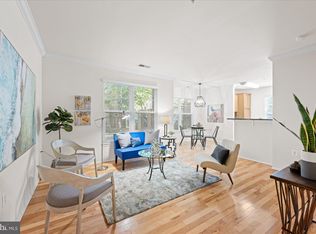 11800 Old Georgetown Rd APT 1227, North Bethesda, MD 20852