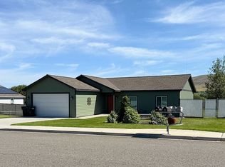 606 Botaka Loop, Benton City, WA 99320