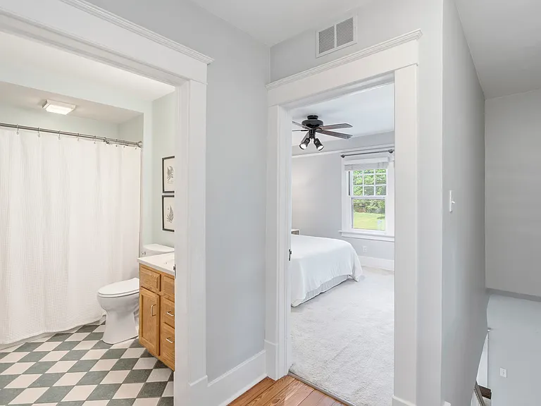 3669 Stettinius Ave — Photo 28
