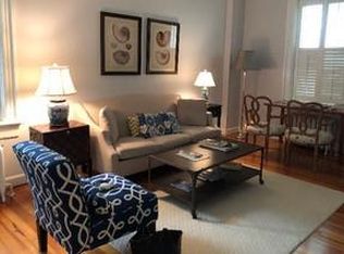 12 Almy St, Newport, RI 02840