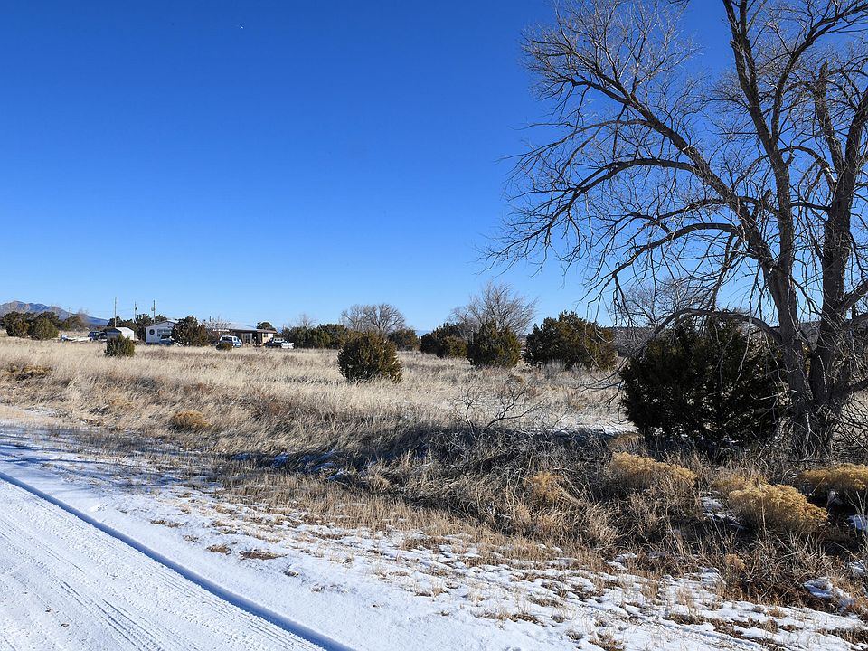 2nd image of 49 Mudville Rd