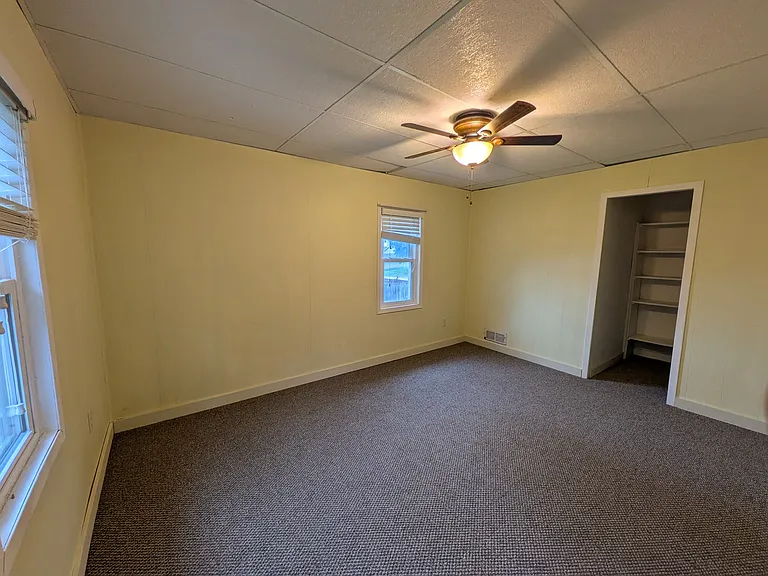 1033 Nash St — Photo 8