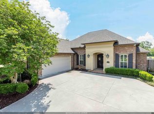 14472 Oak Path Dr, Prairieville, LA 70769