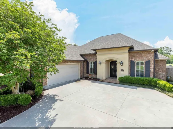 14472 Oak Path Dr, Prairieville, LA 70769