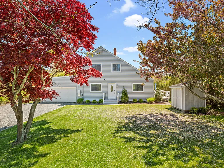 49 S Fairview Ave — Photo 11