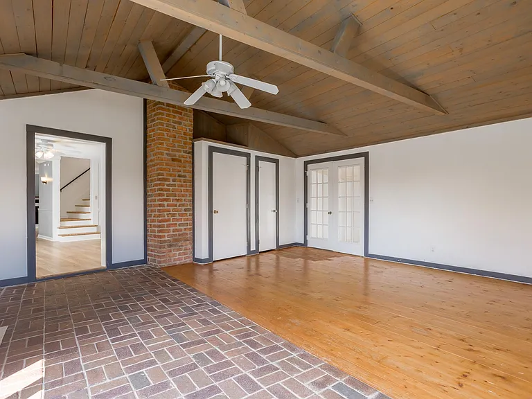 31245 Mohican Dr — Photo 21