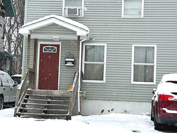 2nd image of 815 E 21st St