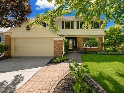 6120 N Kent AVENUE, Whitefish Bay, WI, 53217