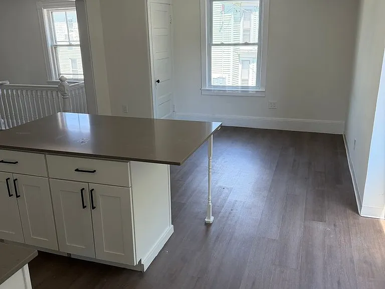 20 Orange St — Photo 2