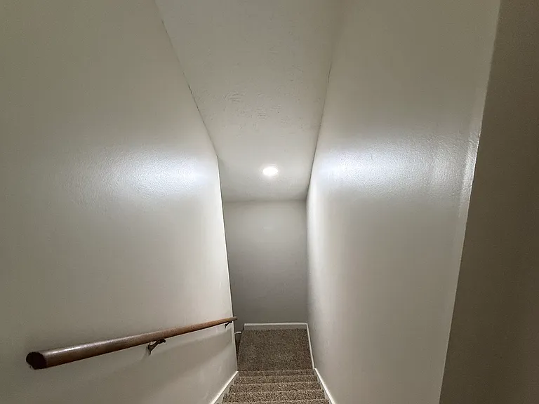1863 Withmere Way — Photo 22