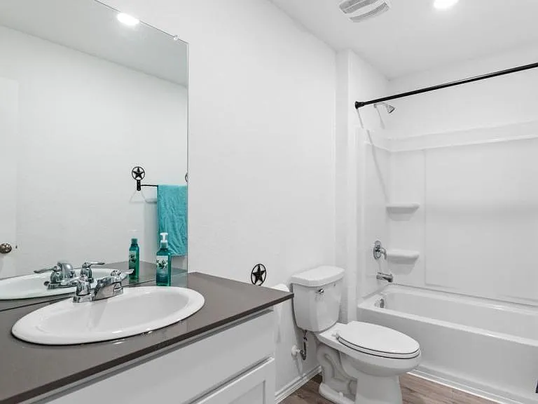 5315 Hornbeck Hts — Photo 7