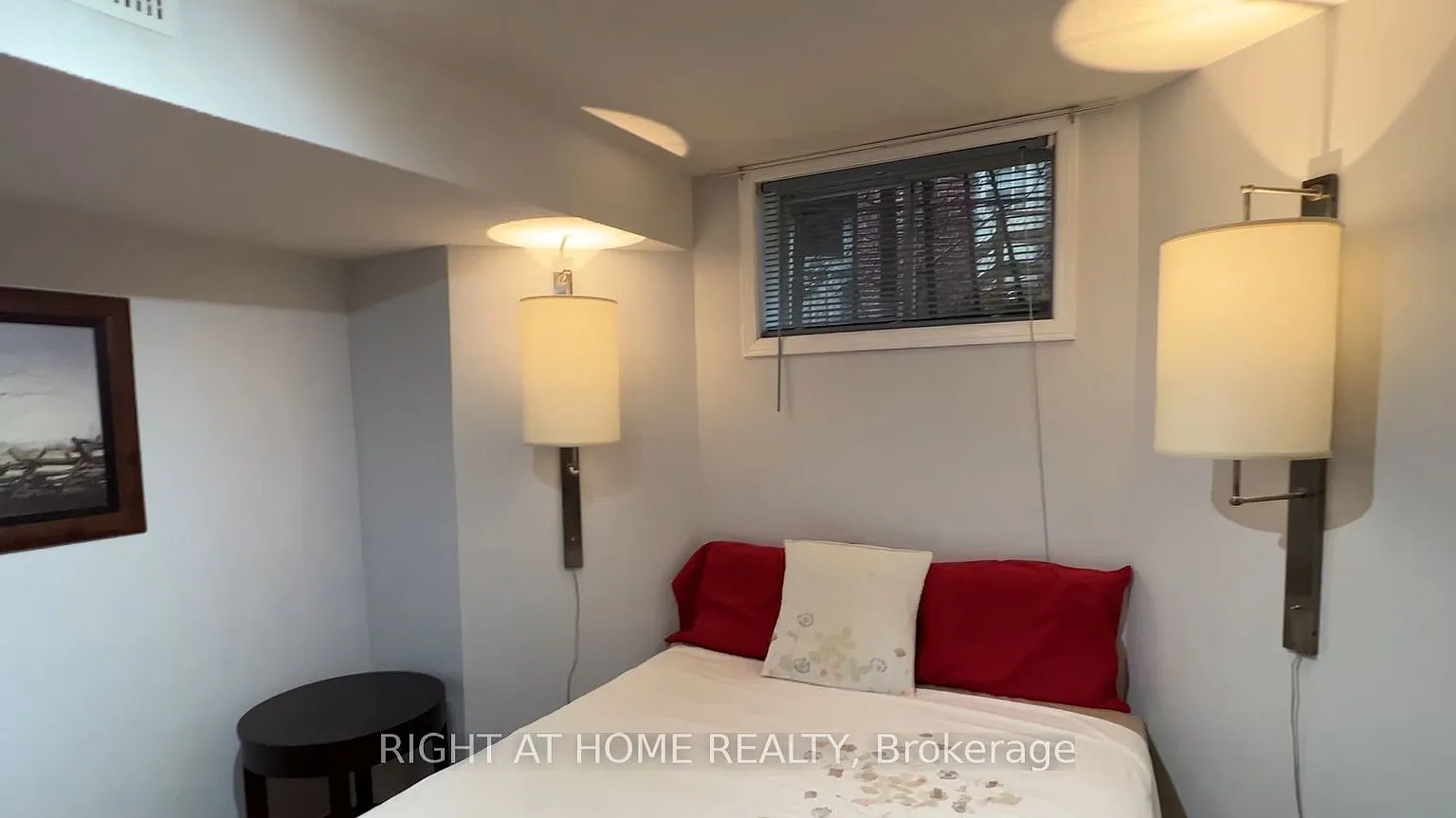 3 bed, $2,300 — Photo 3