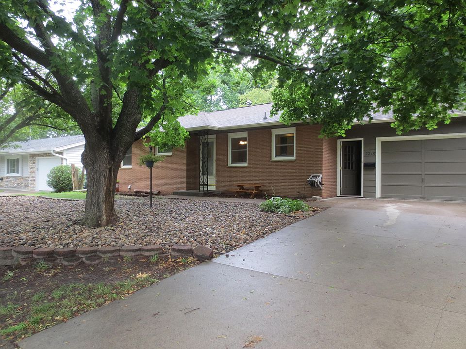 1st image of 2218 Kellogg Ave