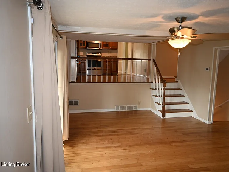 4412 Stony Brook Dr — Photo 9