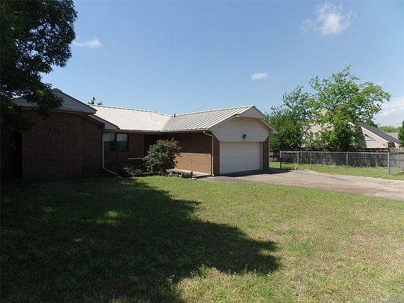 4th image of 1118 McArthur Ln