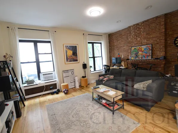 165 West 74th Street image 1 of 6