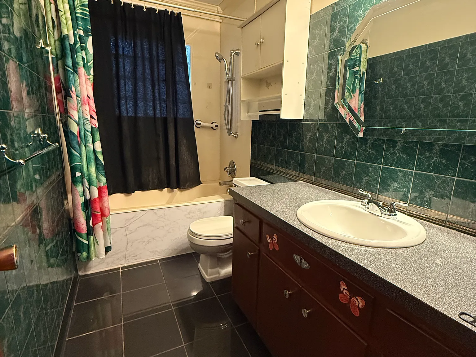 3 bed, 1.5 bath, 1245 sqft, $1,295 — Photo 4