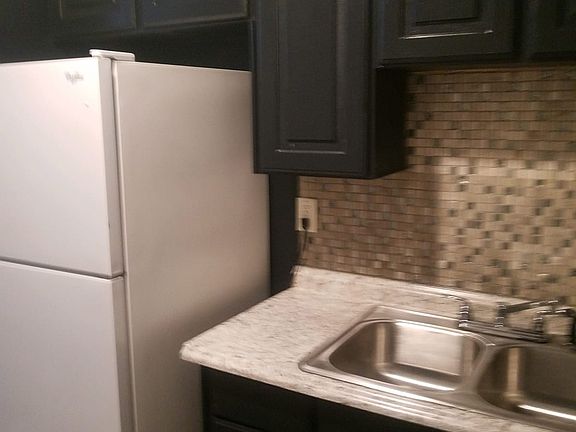 4th image of 2601 S Olive St APT 5