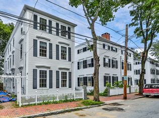 14 Fruit St, Newburyport, MA 01950