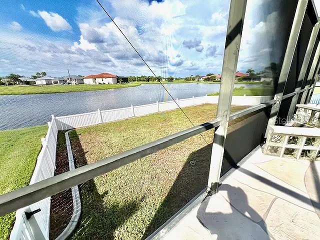 24378 Belize Ct — Photo 37