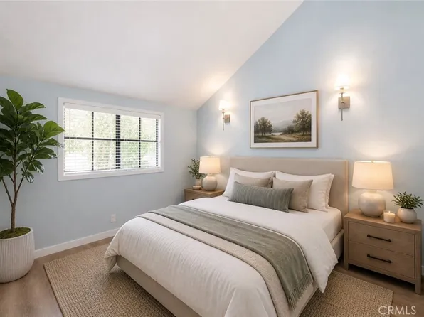 510 Quiet Brook Cir, Fullerton, CA 92831