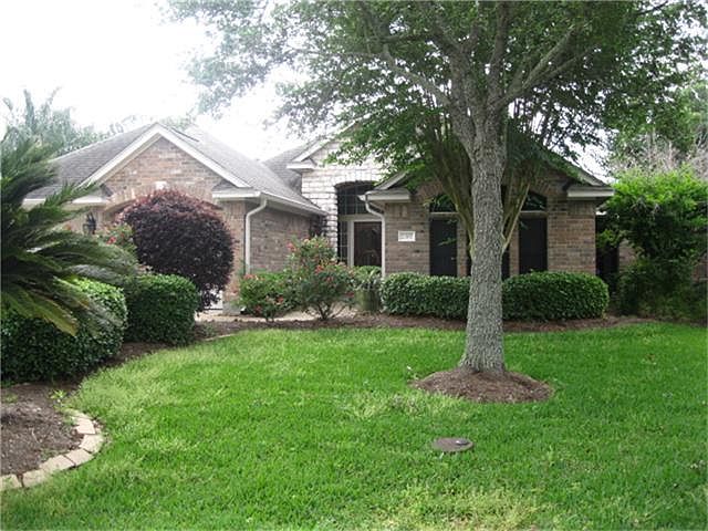 1st image of 2307 Fairway Pointe Dr