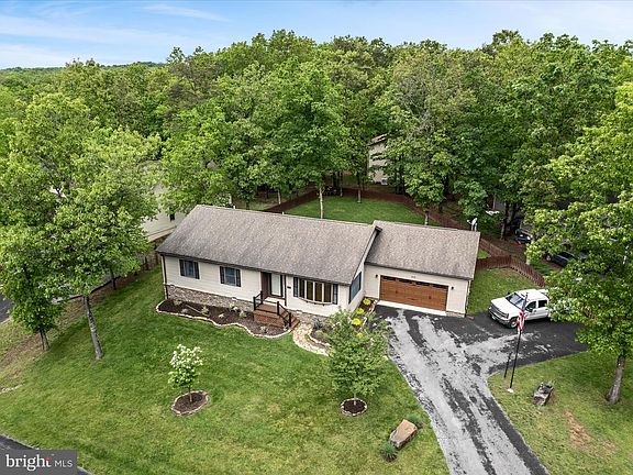 5th image of 506 Northwood Cir