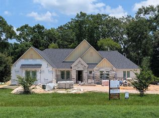 200 Seguin Dr, New Waverly, TX 77358