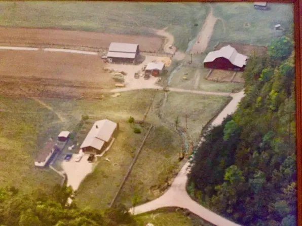 2447 E Tygarts Rd, Greenup, KY 41144