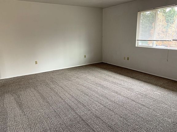3rd image of 1409 S Willson Ave Unit A-d