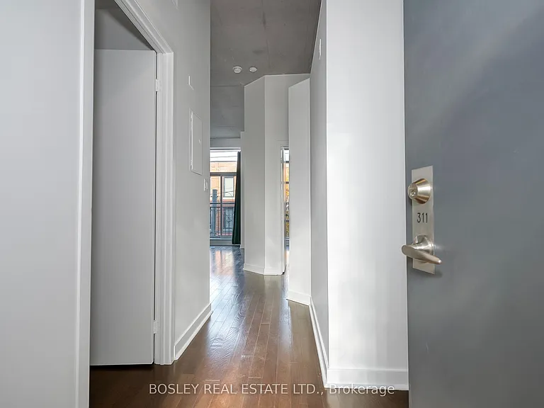 955 Queen St W #311 — Photo 8