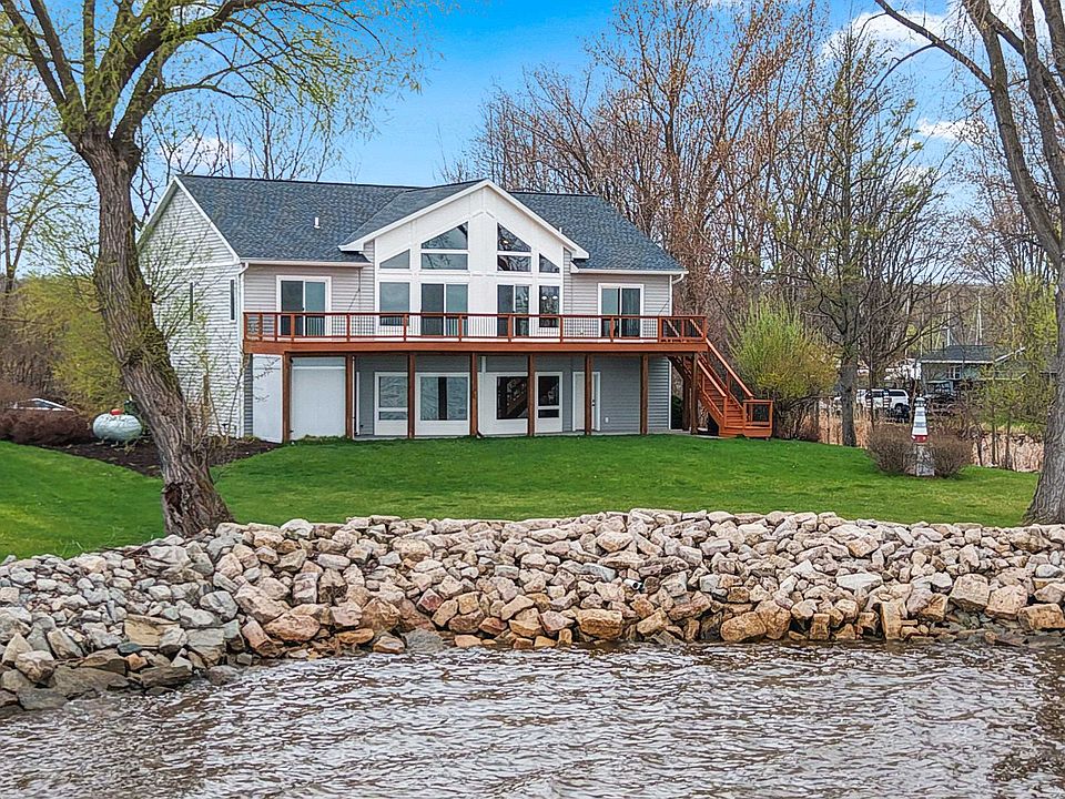 1st image of 534 Resort Rd