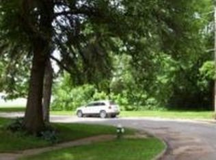 2229 Osborn St, Burlington, IA 52601