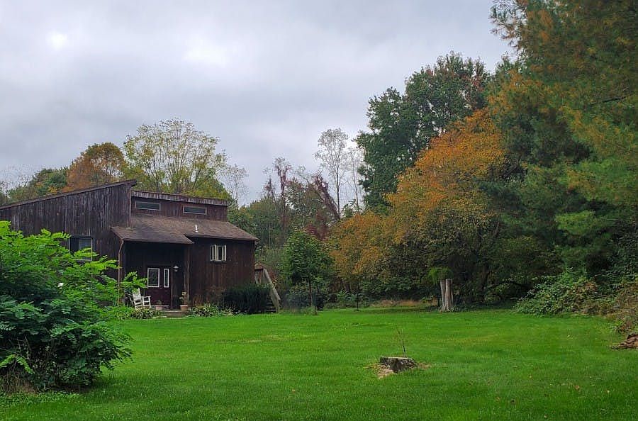 1st image of 12 Linda Ct