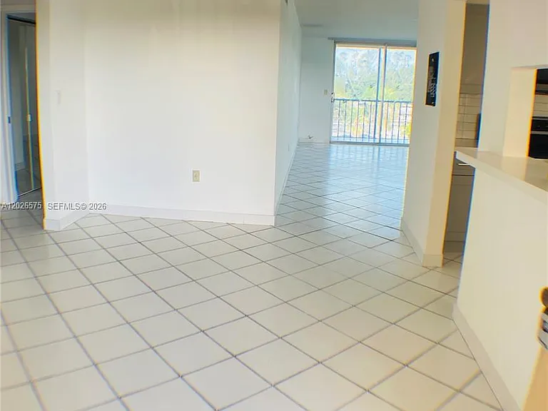 12590 NE 16th Ave #610 — Photo 23