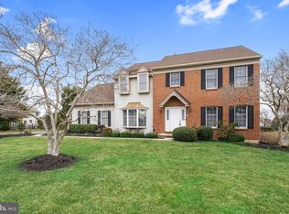 8 Bayberry Close, Newark, DE 19711