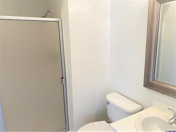 4th image of 415 W Glenoaks Blvd APT 10