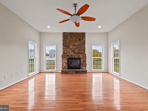 3rd image of 10801 Grimbert Ct