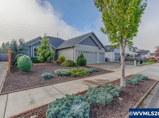 124 E Jadon Dr, Lebanon, OR 97355