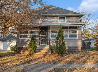 111 River Dr, Three Rivers, MI 49093