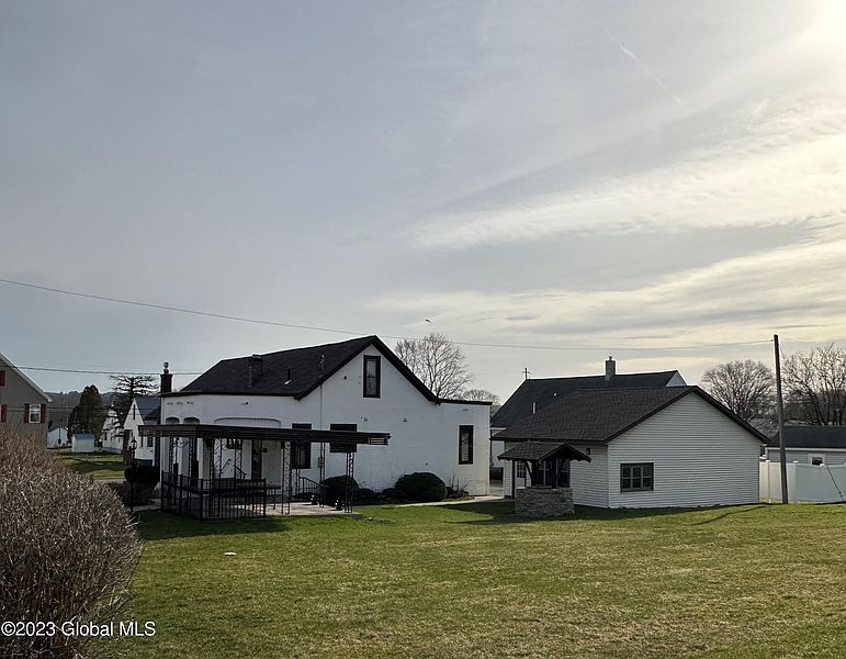 5th image of 20 Grieme Avenue