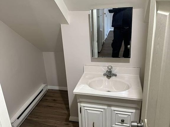5th image of 770 Providence St APT G