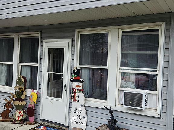 4th image of 1521 Allegheny St