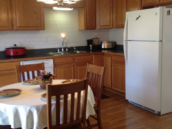 Eat in kitchen
