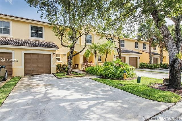 1st image of 16830 SW 1st Mnr