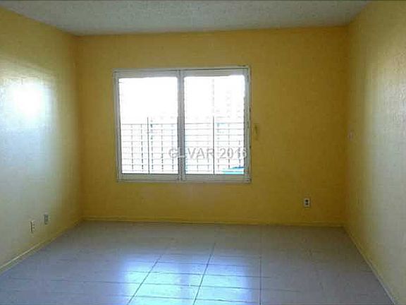 5th image of 4281 Laurel Park Ave